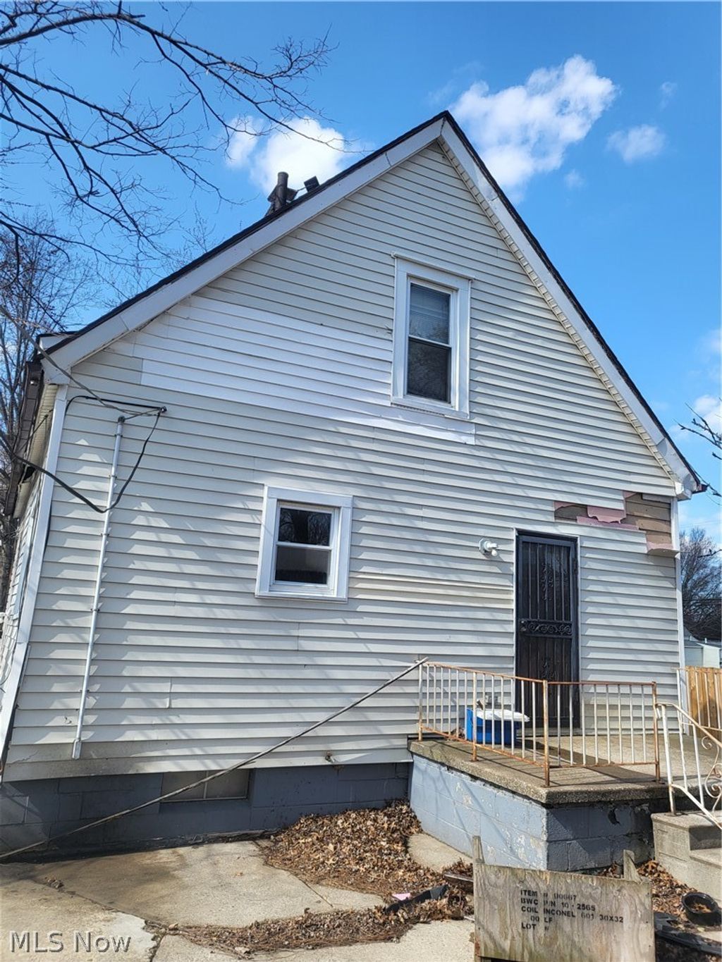 Photo of 3521 Omaha Avenue, Lorain, OH 44055 (MLS # 5190926)