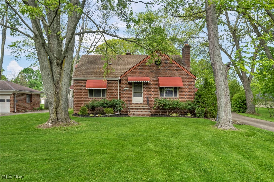 3475 Clague Road, North Olmsted, Ohio image 1