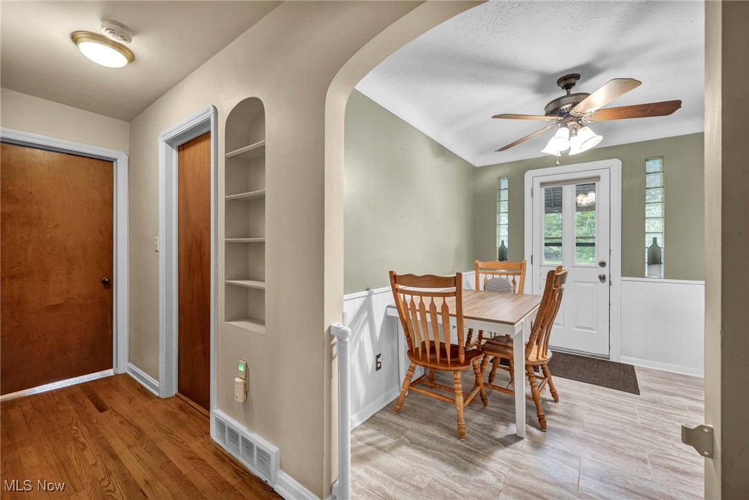 3475 Clague Road, North Olmsted, Ohio image 16