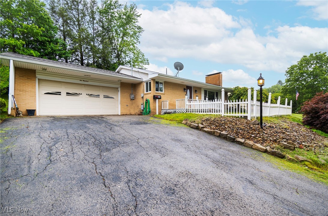 600 Elson Street, East Liverpool, Ohio image 1