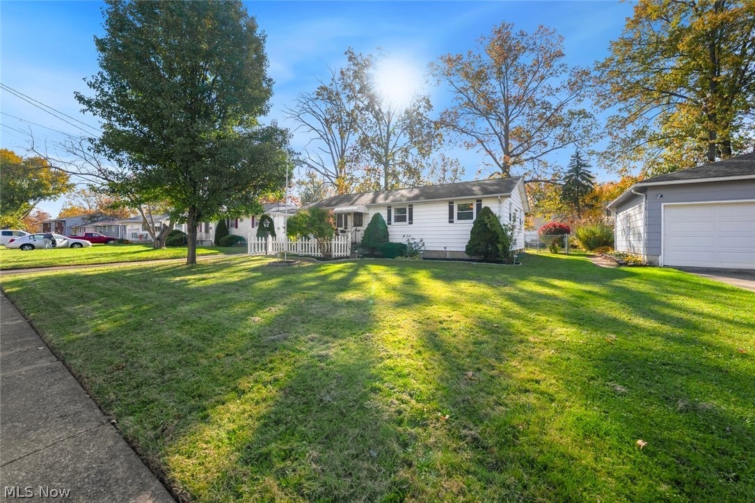 1315 W 44th Street