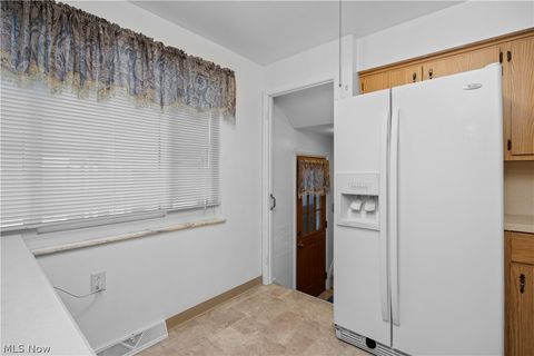 Tiny photo for 9242 W 130th Street, Strongsville, OH 44136 (MLS # 5187284)