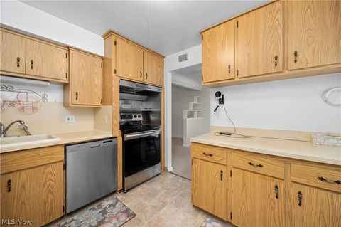 Tiny photo for 9242 W 130th Street, Strongsville, OH 44136 (MLS # 5187284)