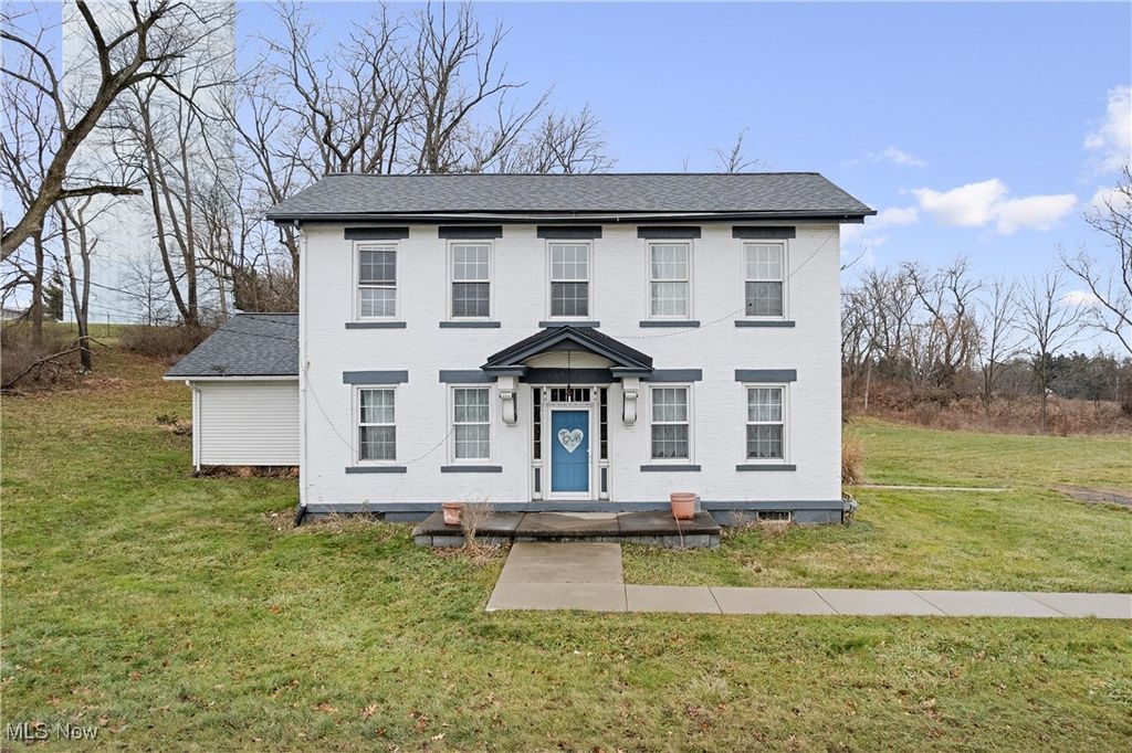 Photo of 5901 Market Avenue N, Canton, OH 44721 (MLS # 5180020)