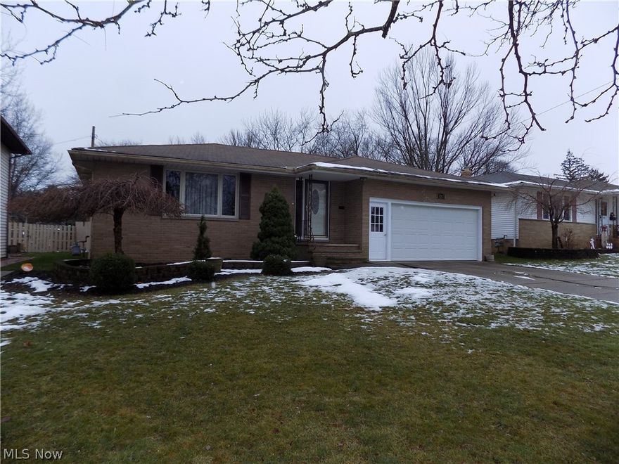 Desirable all brink ranch with almost 1500 square feet. This home has an open floor plan that includes a dining room, living room and family room on the first floor. The home is decorated with todays colors and  decor.  Hardwood floors throughout, replacement windows, modern kitchen and baths, all appliances will remain for the next lucky owner. The large lower level is clean, dry, and has plenty of storage. This home is smoke and pet free and is move in ready! Excellent location to shopping, entertainment, restaurants and much more on a quiet street. The large private fenced backyard and patio will be the the highlight for those summer parties. Don't miss out on this GEM.