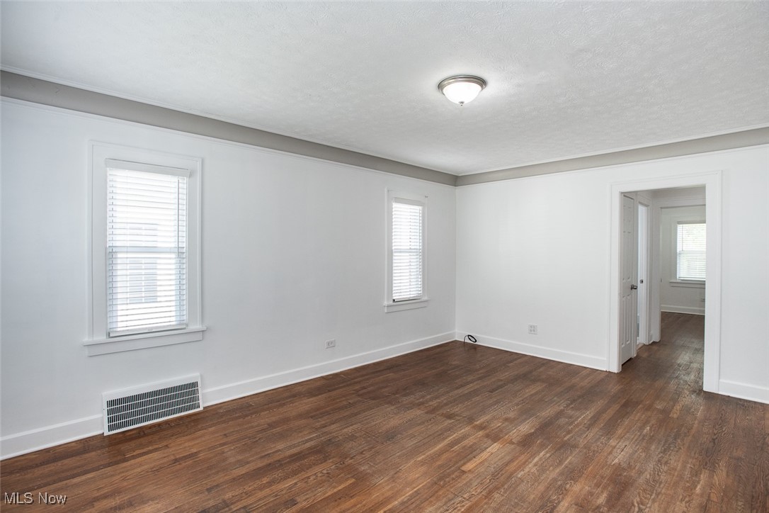 17202 Melgrave Avenue, Cleveland, Ohio image 5