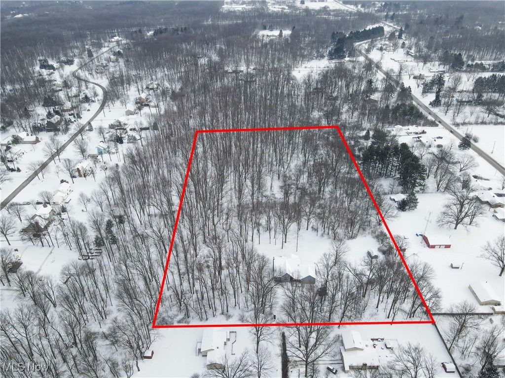 Photo of 5657 Curtis Avenue, Canfield, OH 44406 (MLS # 5184589)