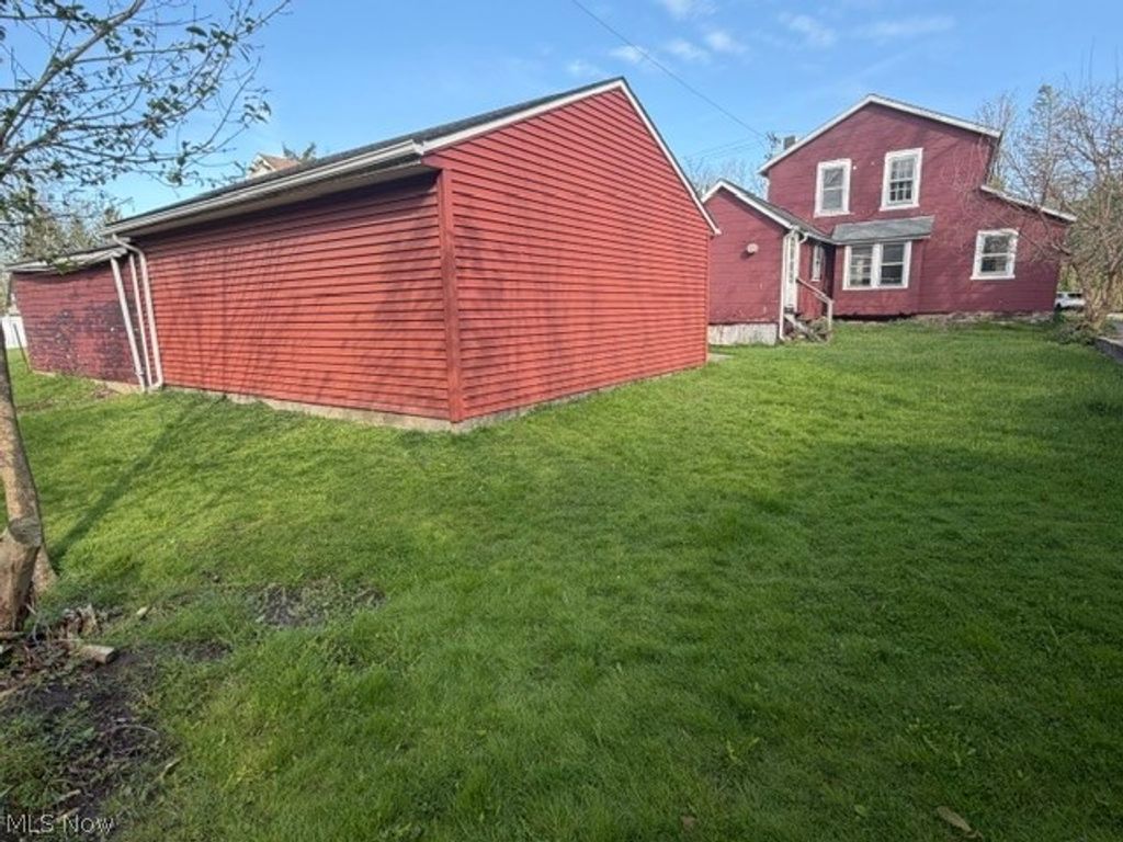 Photo of 174 Columbus Street, Bedford, OH 44146 (MLS # 5208706)