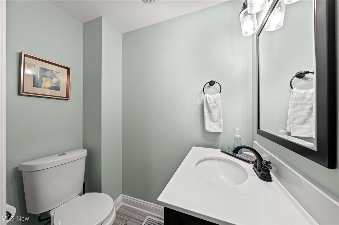 Cleveland, Ohio 44102, United States, 3 Bedrooms Bedrooms, ,3 BathroomsBathrooms,Residential,Active,252070