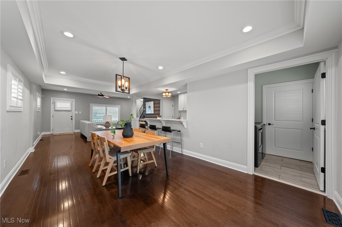 Cleveland, Ohio 44102, United States, 3 Bedrooms Bedrooms, ,3 BathroomsBathrooms,Residential,Active,252070