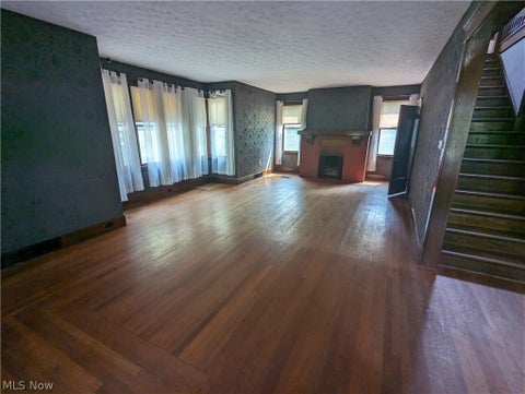 Tiny photo for 616 East Avenue, Elyria, OH 44035 (MLS # 5240713)
