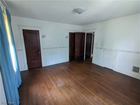 Tiny photo for 616 East Avenue, Elyria, OH 44035 (MLS # 5240713)