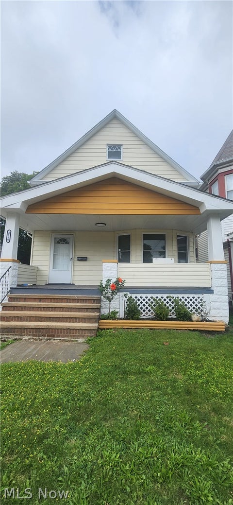 Homes For Sale - 2180 W 104th Street<br/> Cleveland, OH 44102