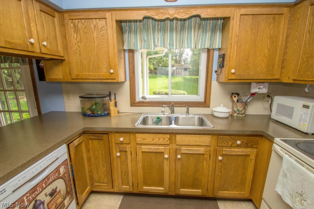 Emerald Hills - Residential