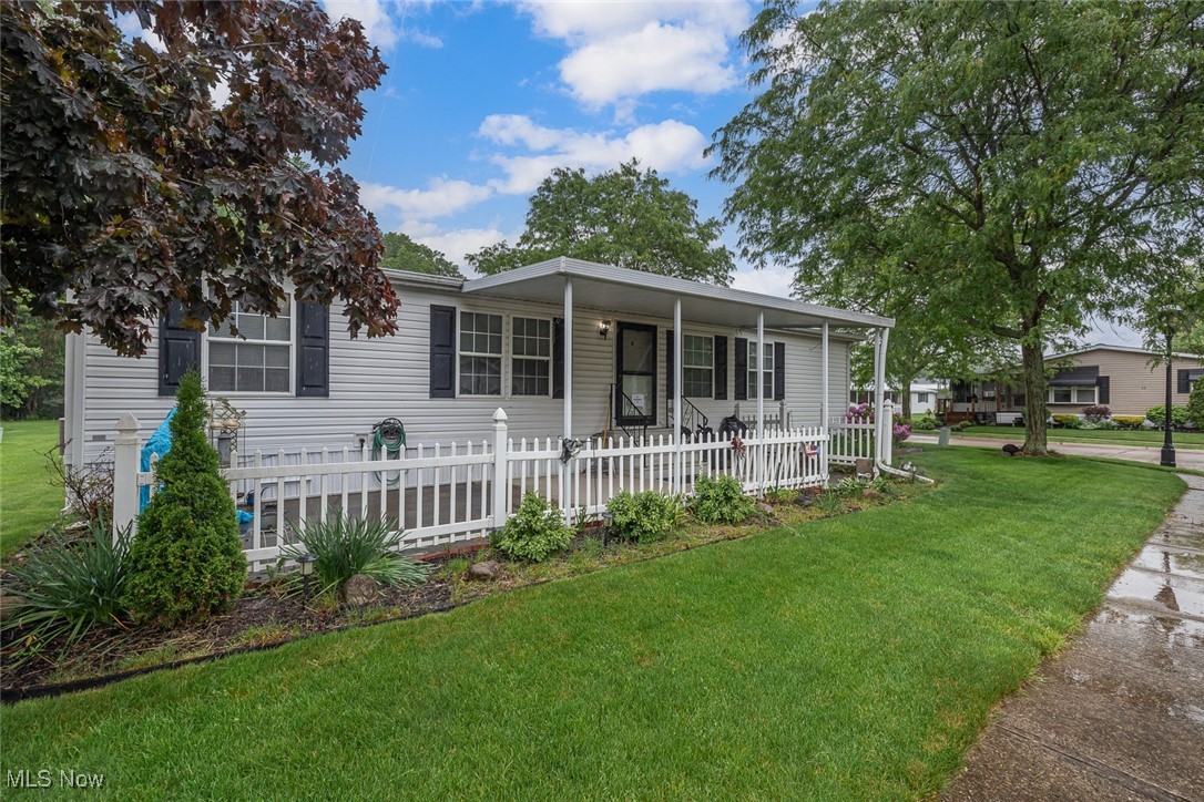61 Periwinkle Drive