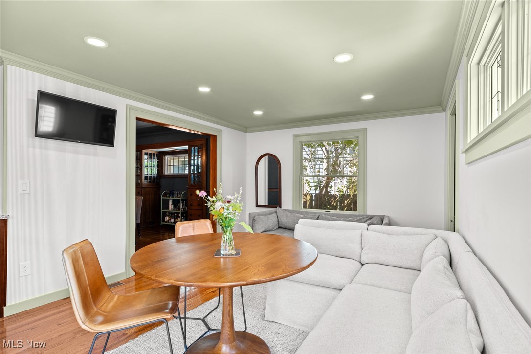 Lakewood, Ohio 44107, United States, 4 Bedrooms Bedrooms, ,2 BathroomsBathrooms,Residential,Active,181669