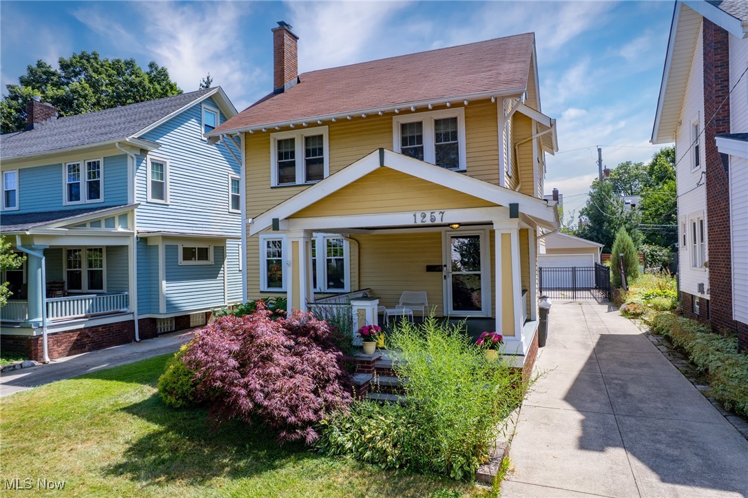 Lakewood, Ohio 44107, United States, 4 Bedrooms Bedrooms, ,2 BathroomsBathrooms,Residential,Active,181669