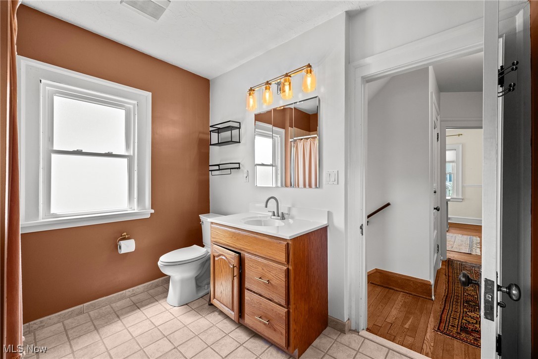 Lakewood, Ohio 44107, United States, 4 Bedrooms Bedrooms, ,2 BathroomsBathrooms,Residential,Active,181669