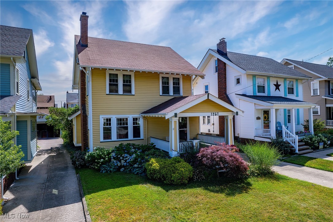 Lakewood, Ohio 44107, United States, 4 Bedrooms Bedrooms, ,2 BathroomsBathrooms,Residential,Active,181669