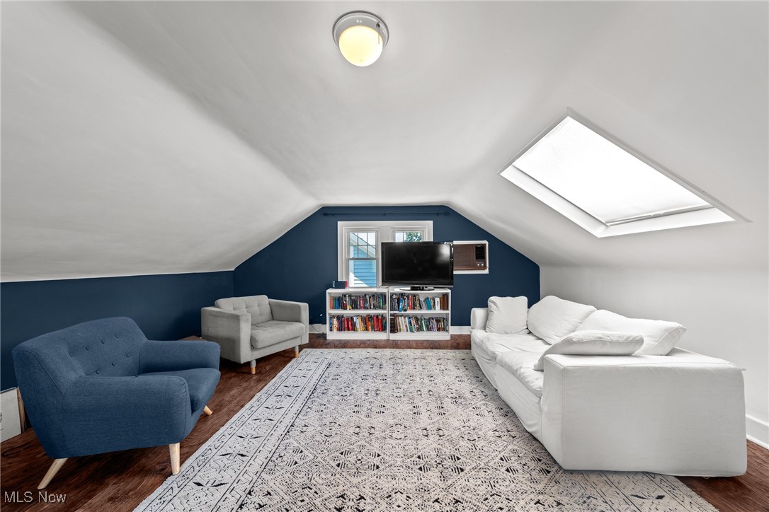 Lakewood, Ohio 44107, United States, 4 Bedrooms Bedrooms, ,2 BathroomsBathrooms,Residential,Active,181669