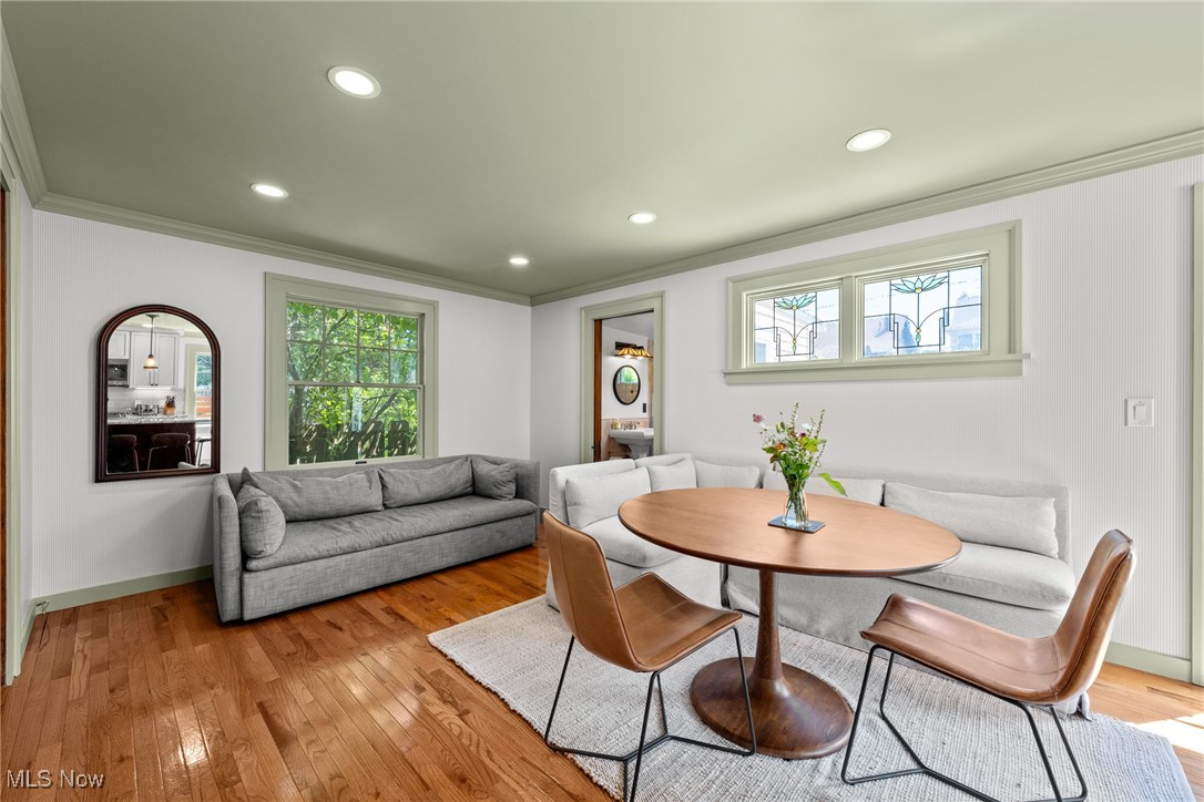 Lakewood, Ohio 44107, United States, 4 Bedrooms Bedrooms, ,2 BathroomsBathrooms,Residential,Active,181669