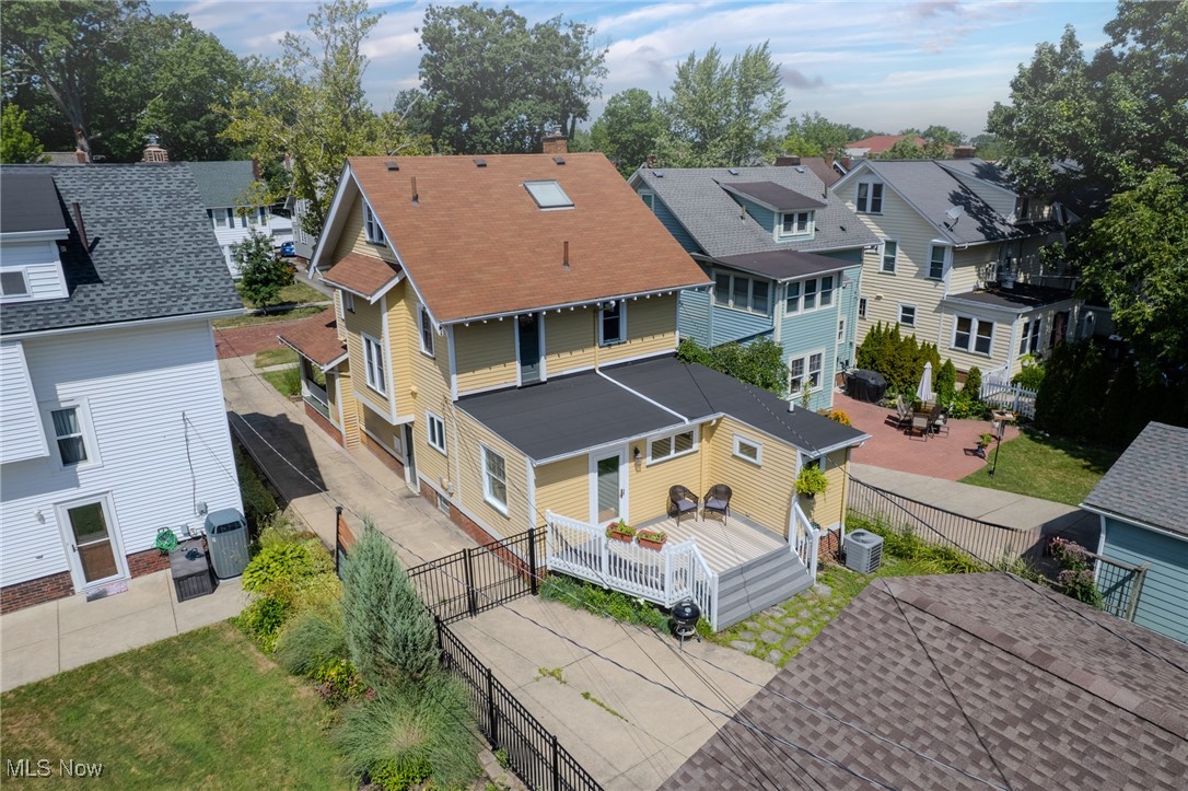 Lakewood, Ohio 44107, United States, 4 Bedrooms Bedrooms, ,2 BathroomsBathrooms,Residential,Active,181669