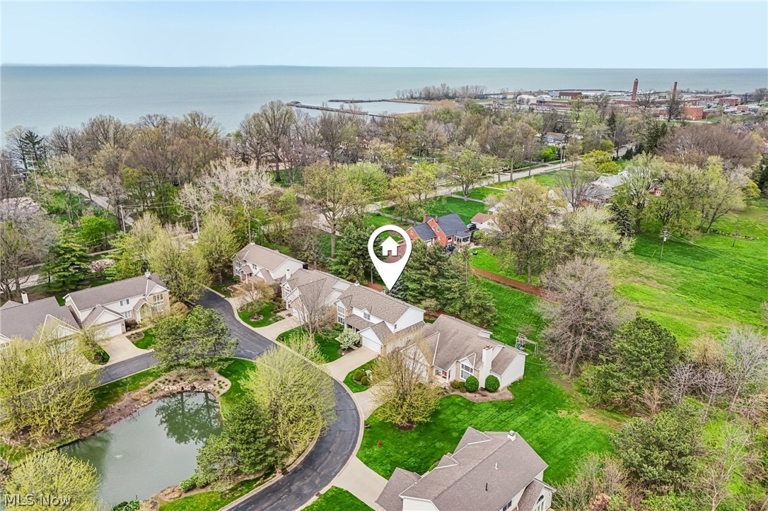 13300 Bratenahl - Residential