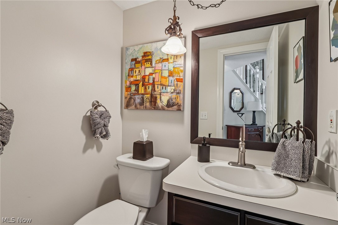 13300 Bratenahl - Residential