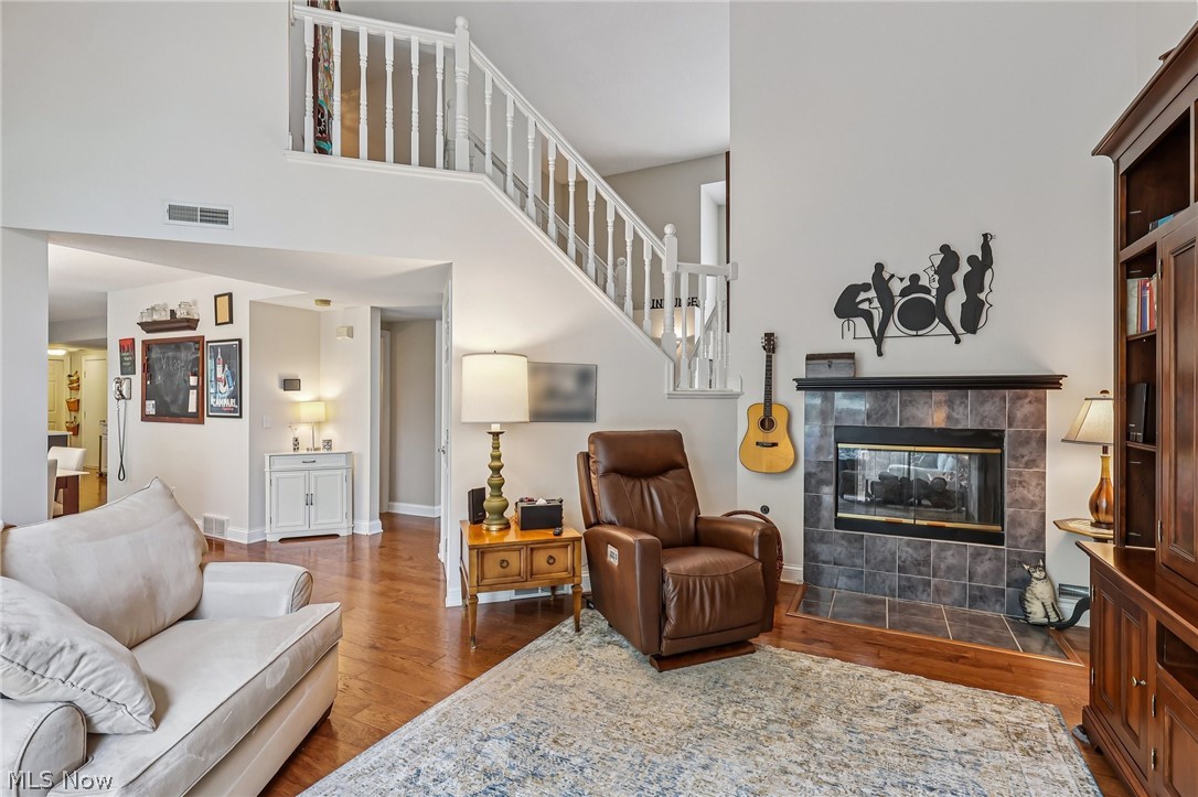 13300 Bratenahl - Residential