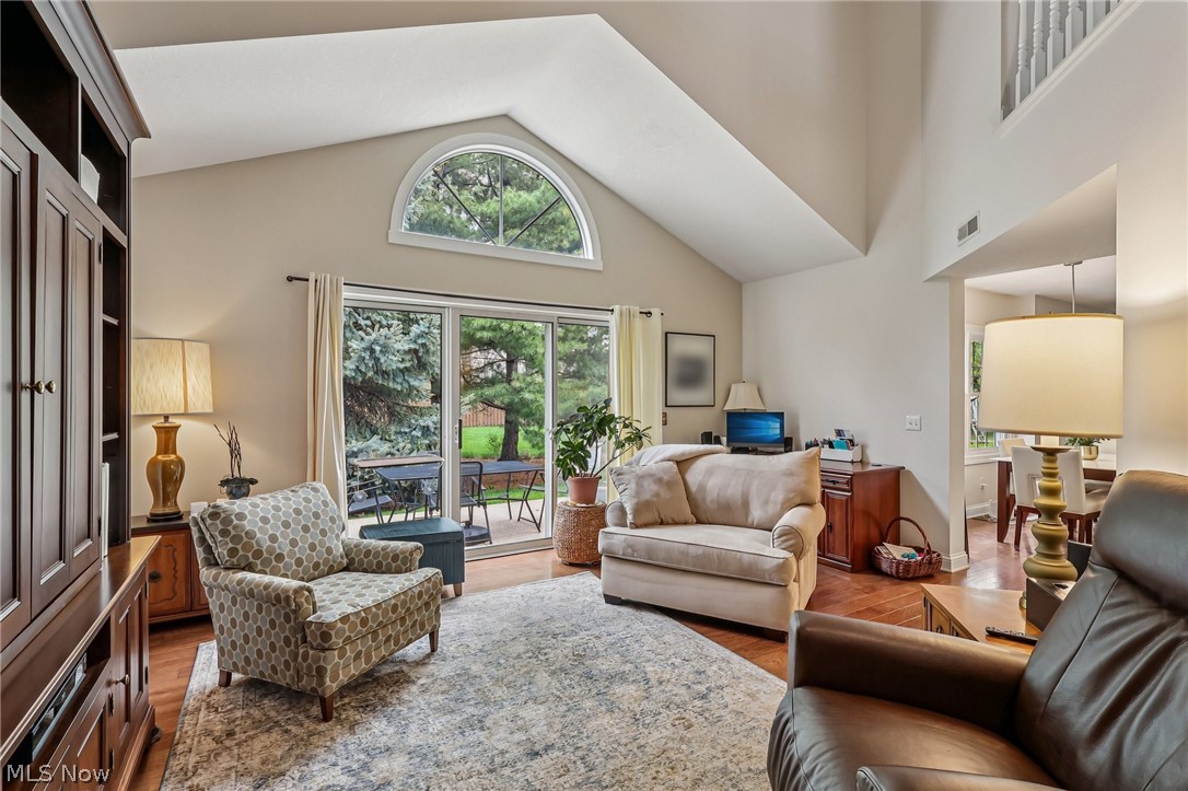 13300 Bratenahl - Residential