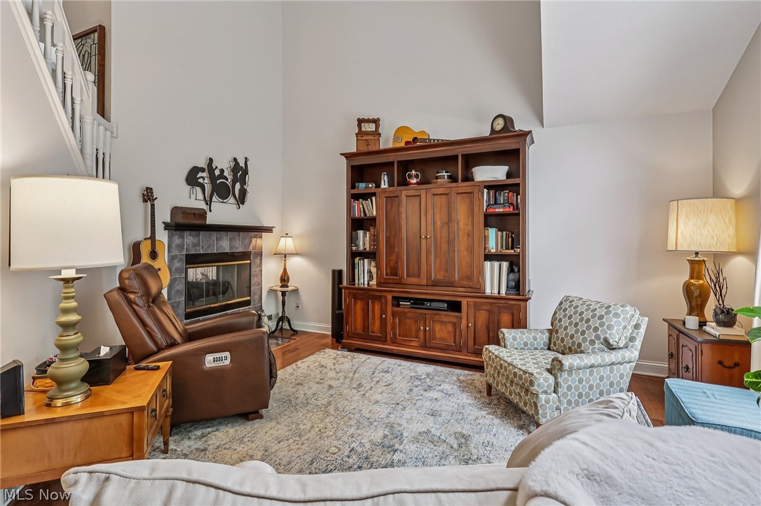 13300 Bratenahl - Residential