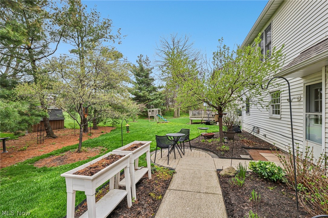 13300 Bratenahl - Residential