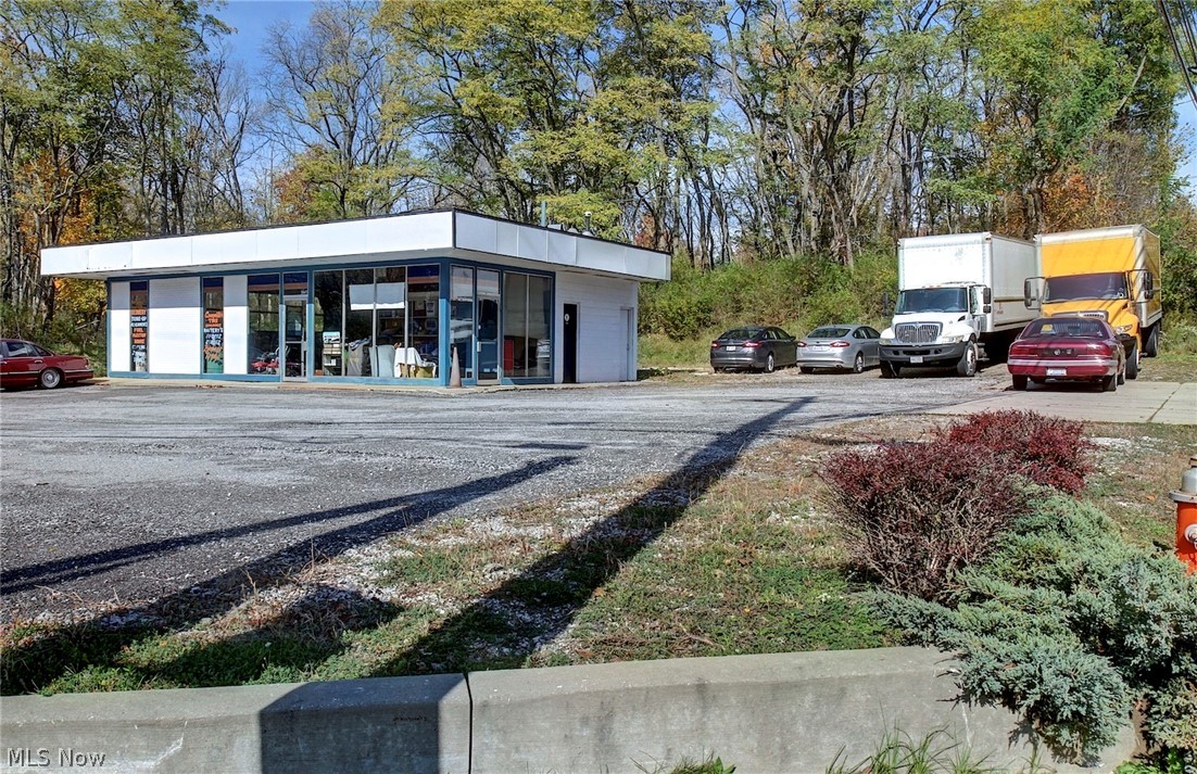 Strongsville - Commercial Sale
