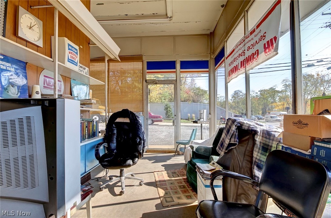 Strongsville - Commercial Sale