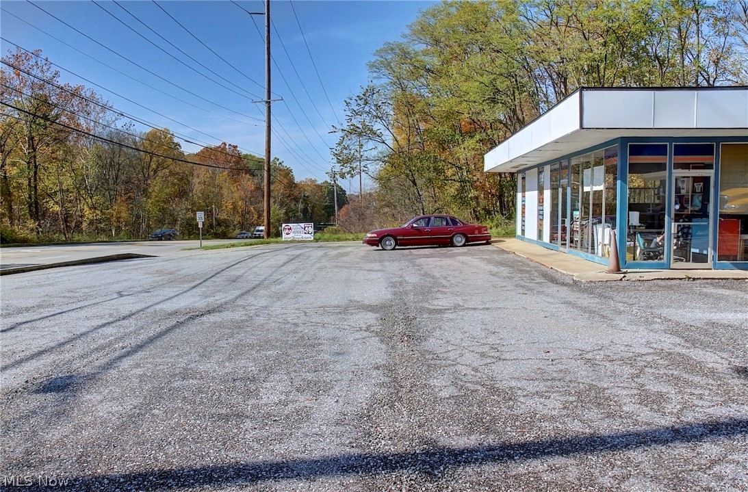 Strongsville - Commercial Sale