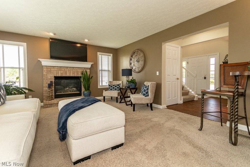 Villas At Macintosh Farms - Residential