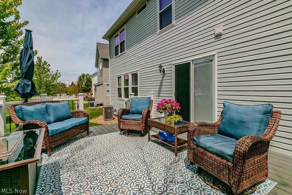Villas At Macintosh Farms - Residential