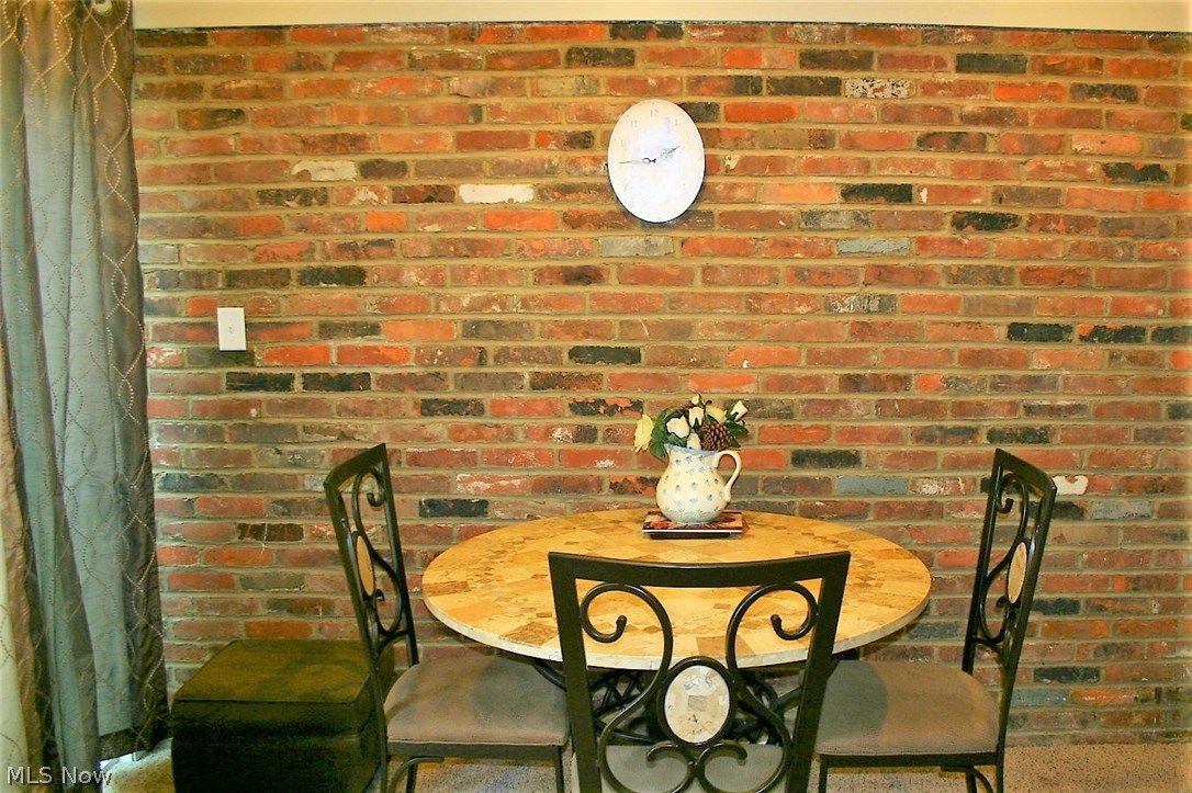 Georgetown/Lyndhurstcondo - Residential