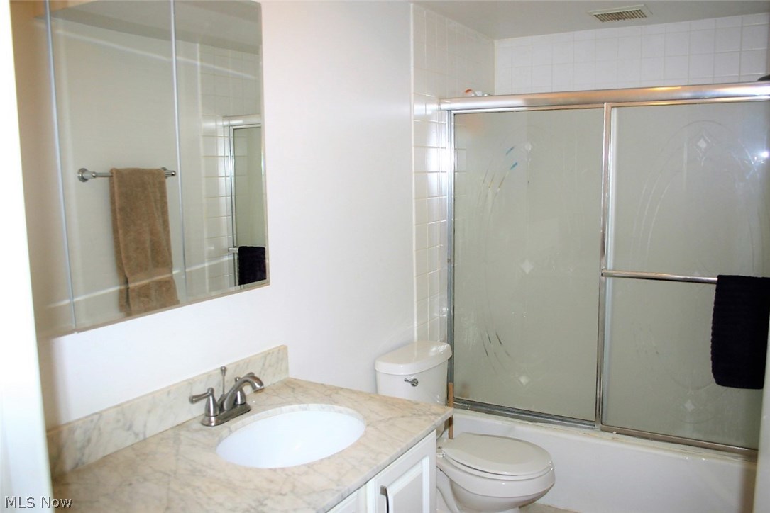 Georgetown/Lyndhurstcondo - Residential