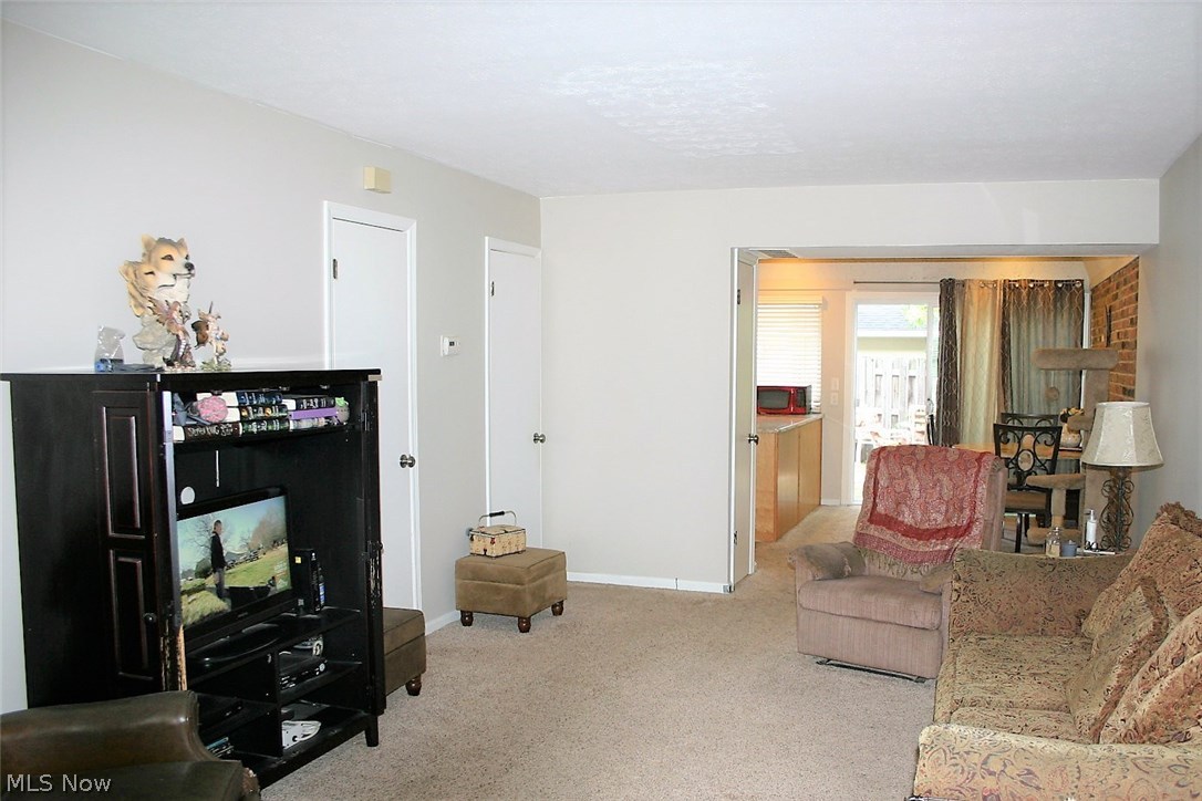 Georgetown/Lyndhurstcondo - Residential