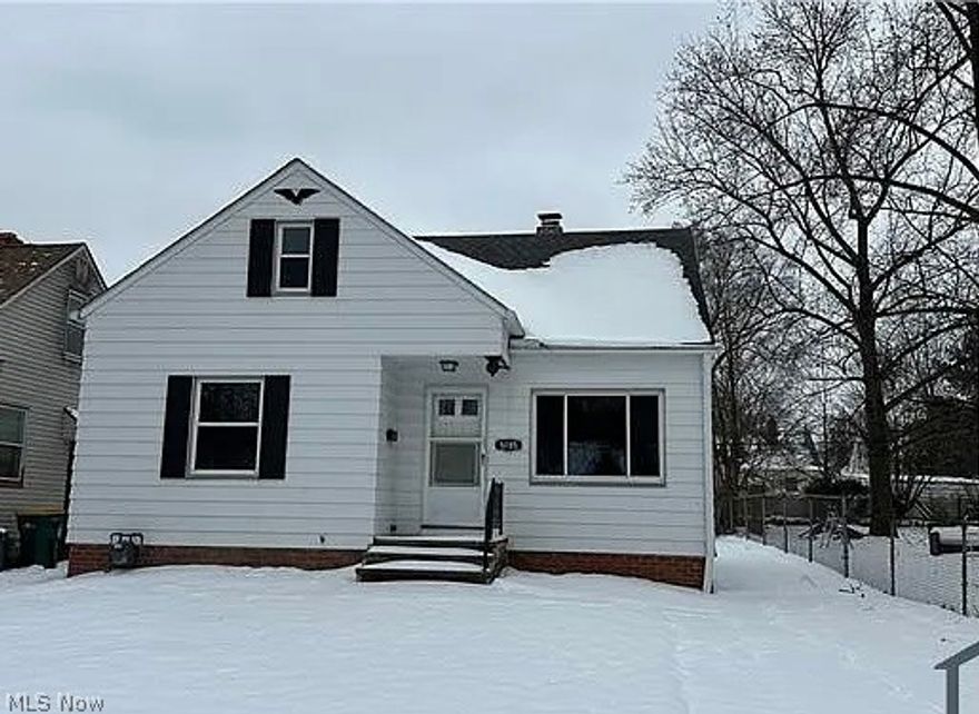 VOUCHER HOLDERS ACCEPTED: 3 Bedroom / 1 Bath Single Family House in 44137 Voucher holders welcome! We have 5 single-family homes for voucher holders in the Cleveland area. This one is ready for rent! 3 bedrooms + 1 full bath. Looking for a respectful, clean tenant with no evictions, no bankruptcies, no bad debts/collections, and no prior felonies. For more properties like this visit Affordable Housing.