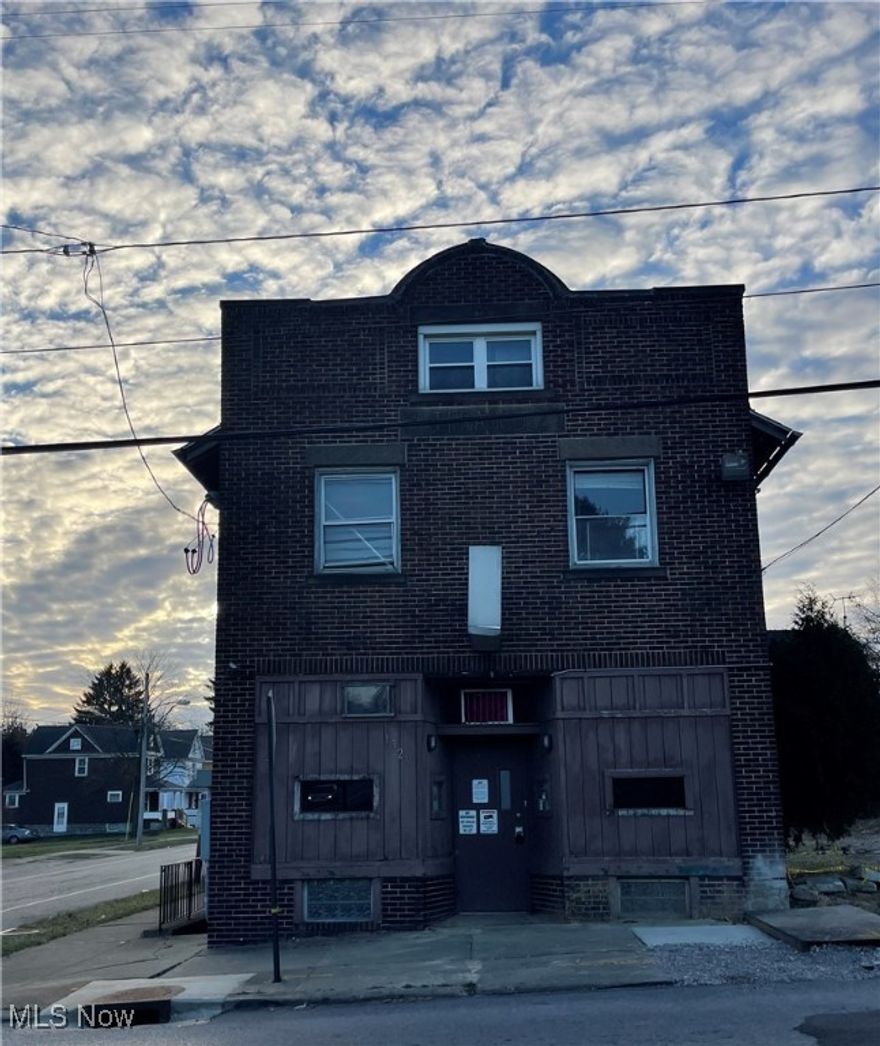 This commercial building located in a prime location near Interstate 680, and has a storefront showcasing a perfect space with endless opportunities! Most of the first-floor retail space and basement has been gutted and is ready for you to put your creativity to work! Along with the large open space, it also has two bathrooms, full kitchen and separate entrances. Upstairs you will find an updated apartment with 3-4 bedrooms that has been freshly painted, updated floors, and updated bathroom. Additional updates include new boiler November 2024, New hot water tank, Updated 200 Amp Electrical service in first-floor retail space, 100 Amp Electric service in the upstairs apartment, Newer Roof and so much more. Outside you will find a nice sized parking lot, plus a 2-car garage. Don't miss this opportunity to invest in an amazing property with endless possibilities! Schedule a showing today!