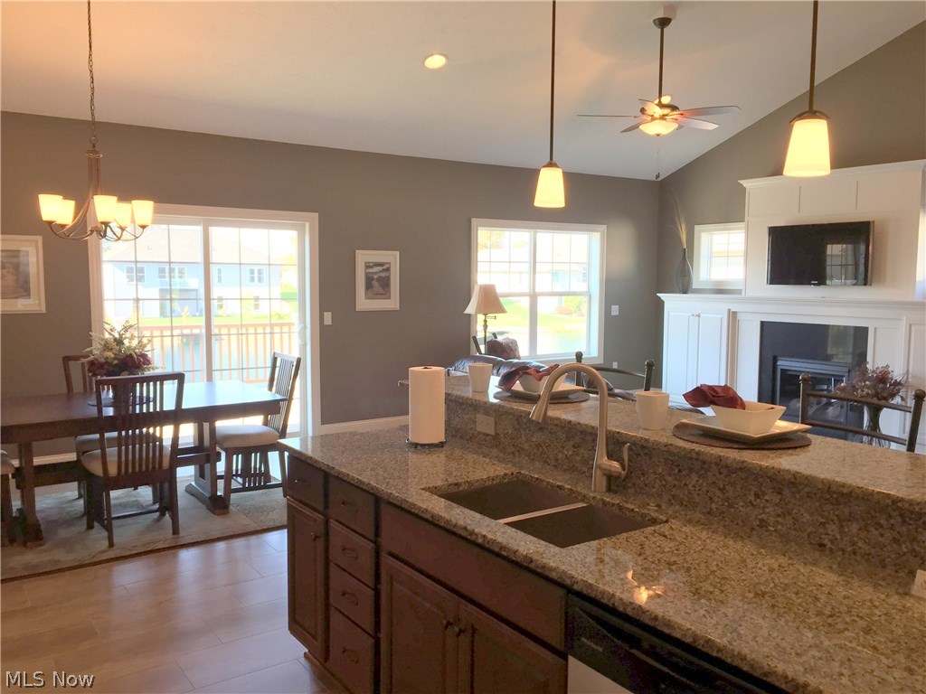 Reserve/Deer Crk Ph 01 - Residential