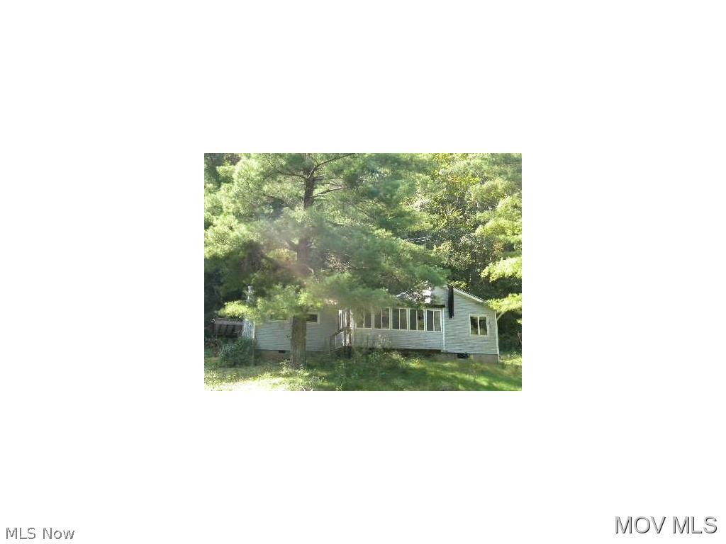 Great lot!! Great location!!! Property has a nice 1 story floor plan!! Please call agent for description of work needed before traveling. Property is being sold "as-is" "where-is" with no warranties or guarantees of any kind. Proof of funds required for cash offers. Preapproval and proof of funds required for financing offers. Minimum earnest money amount of $500.00 required with all offers. There is also a required bank addendum that must accompany any offers. Elem: Newport Elementary School Elem/Bus: Y JrHigh: Frontier Middle JrHigh/Bus: Y High: Frontier High School High/Bus: Y Fire: VOL Police: SHF ;SQFT=Fin L1:1160, Fin Bsmt:0, Fin Above:1160, Fin Total:1160, Unfin L1:0, Unfin Bsmt:500, Unfin Above:500, Unfin Total:Y;GAR= 1 Car Carport