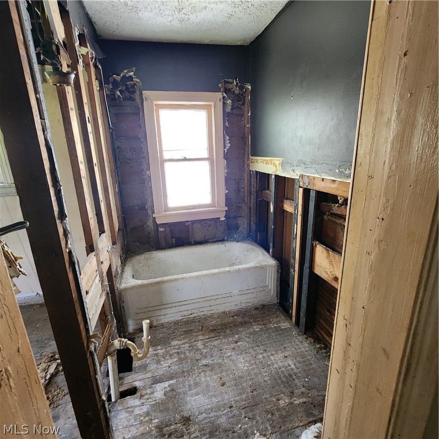 12607 Oakfield Avenue