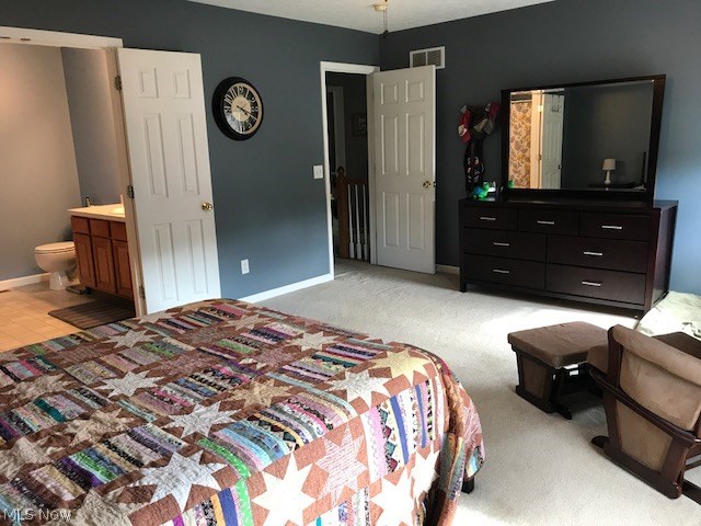 Knolls/Collins Pond - Residential