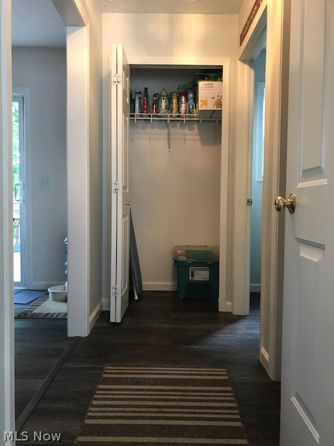 Knolls/Collins Pond - Residential