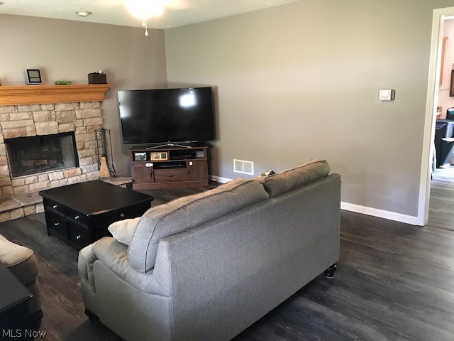 Knolls/Collins Pond - Residential