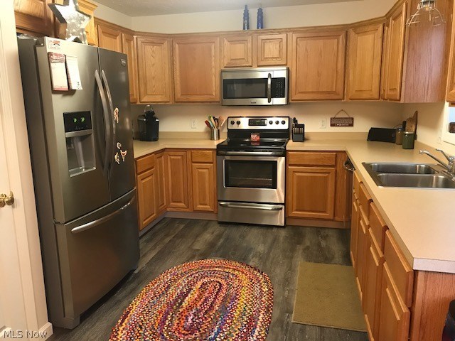 Knolls/Collins Pond - Residential