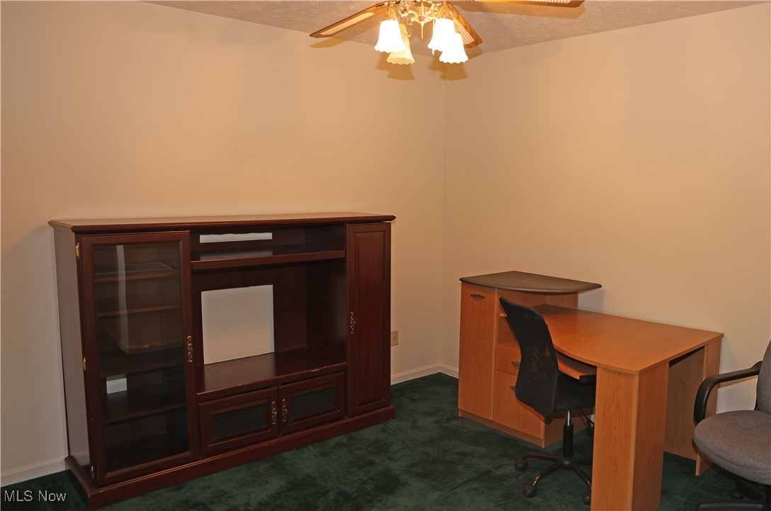 Macintosh Farms Condo 02 - Residential